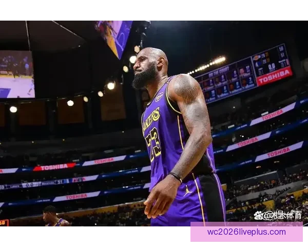 詹姆斯再度打破历史纪录 湖人迎来关键胜利全队状态回暖